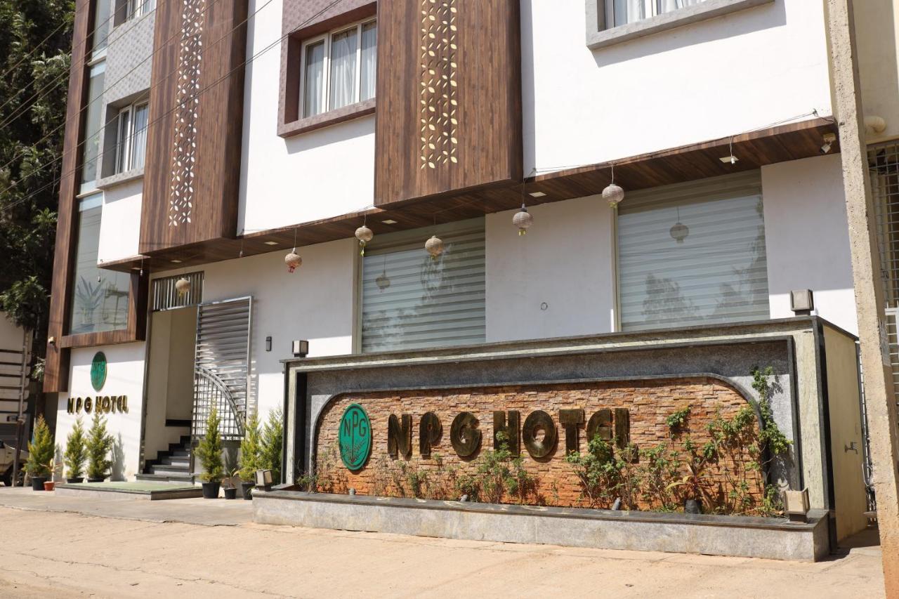 Npg Hotel Bangalore Just 10 Mins Drive From The Kempegowda International Airport Esterno foto