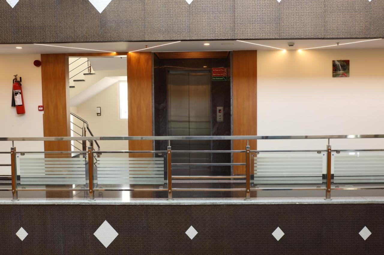 Npg Hotel Bangalore Just 10 Mins Drive From The Kempegowda International Airport Esterno foto
